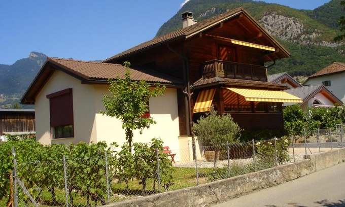 Aigle Bed & Breakfast | BnB Le Relais du Château