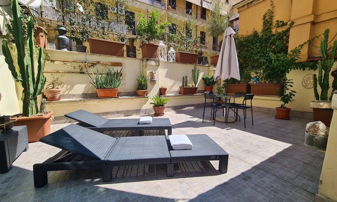Rione XVIII Castro Pretorio House | BnB Rooms And Comfort
