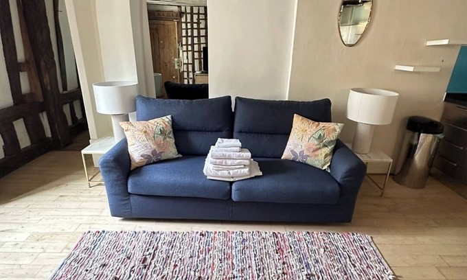 Vivienne Apartment | BnBNook - Charming 1BR Near Palais Royal and Louvre