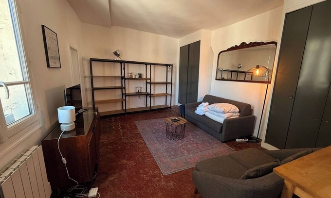 Strasbourg -Saint-Denis Apartment | BnBNook - Chic 1BR Close to Louvre and Opera