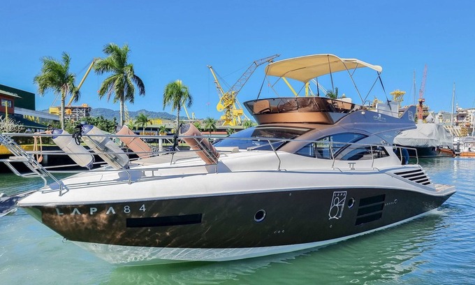 Mangaratiba Boat Rental | Boat Armatti 48 feet Fly Bridge - Boa007