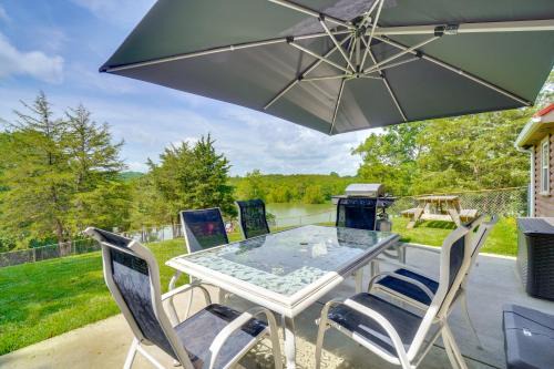 Dandridge House | Boat Dock Pet-Friendly Douglas Lake Getaway!