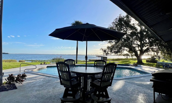 Leesburg House | Boat Friendly & Private Pool Near The Villages