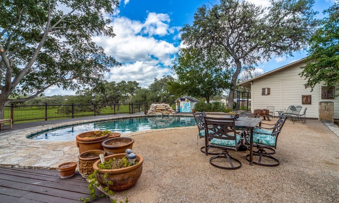Boerne House | Boerne Hill Country 4000 sq ft Private Estate with Pool on 13+ Acres, Sleeps 12