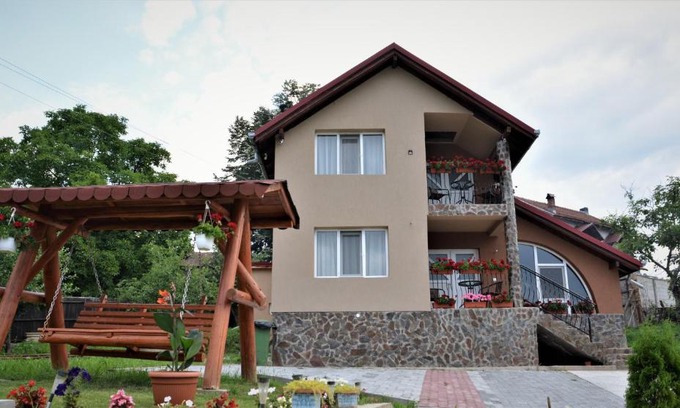 Jiblea Veche House | Bogdan si Raluca
