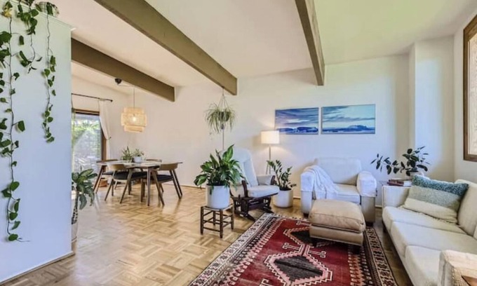 Boulder House | Boho-Chic 3 BDR Boulder Home