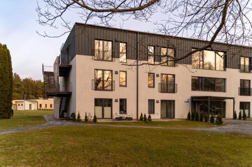 Engure Apartment | BohoAlbatross