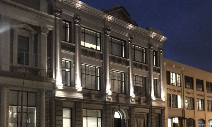 Dunedin City Centre Apartment | Bond Street Apartment Luxury 3-Bedroom