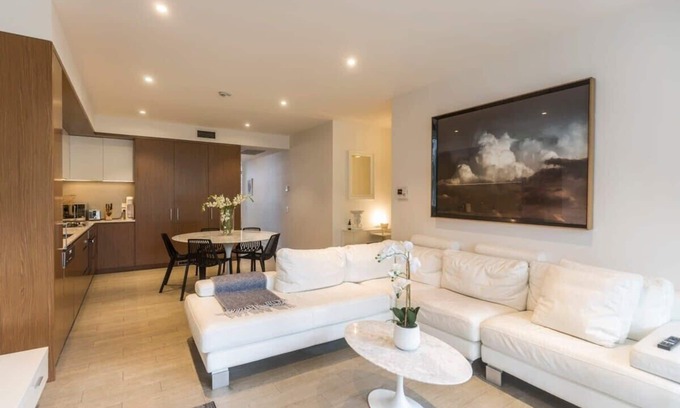 Bondi Beach Apartment | Bondi Beach Spacious Lux apmnt + Balcony