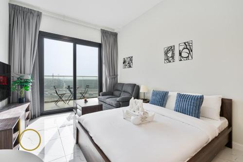 Jebel Ali Apartment | Bookable - Alexis Tower, Studio Room with Balcony