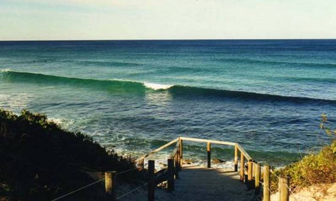 Boomerang Beach House | BOOMER'S BEACH HOUSE - Beach & Surf Views