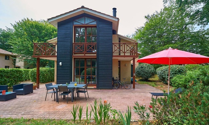 Salles Ski Chalet | Bordeaux 4p - Two Bedroom Chalet, Sleeps 4