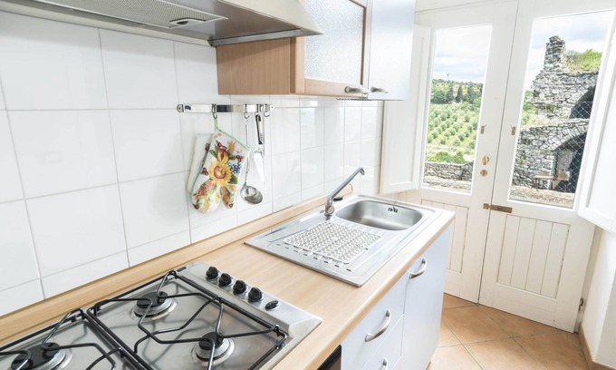 Montecolognola House | Borgo Spagnoli Farmhouse