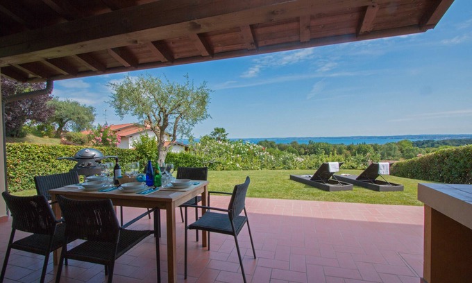 Soiano del Lago House | Borgo Stropea 1 by Wonderful Italy