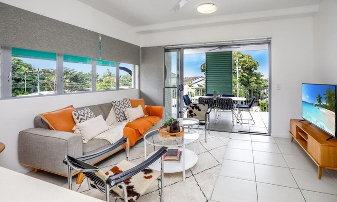 Edge Hill Apartment | Botanicals in Heart of Edge Hill 17