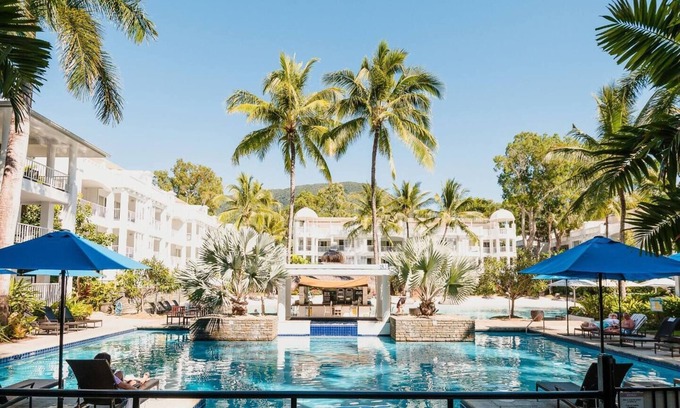 Palm Cove Apartment | Bottlebrush A Beachside Resort Paradise