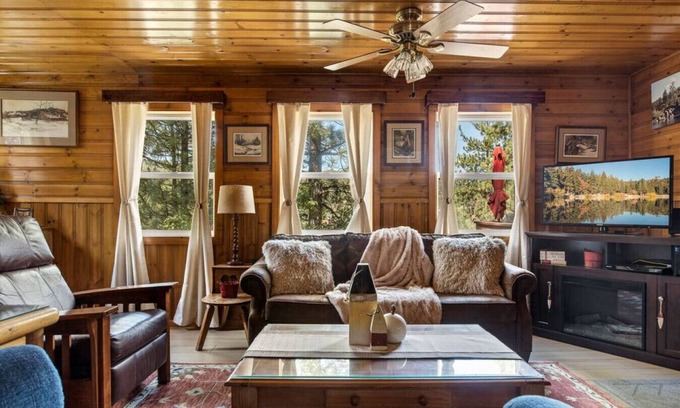 Boulder Bay Cabin | Boulder Bay Getaway - Cozy Cabin