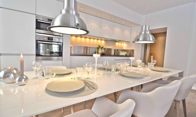 Les Halles Apartment | Bourbons, 3BR/3BA, 6 people