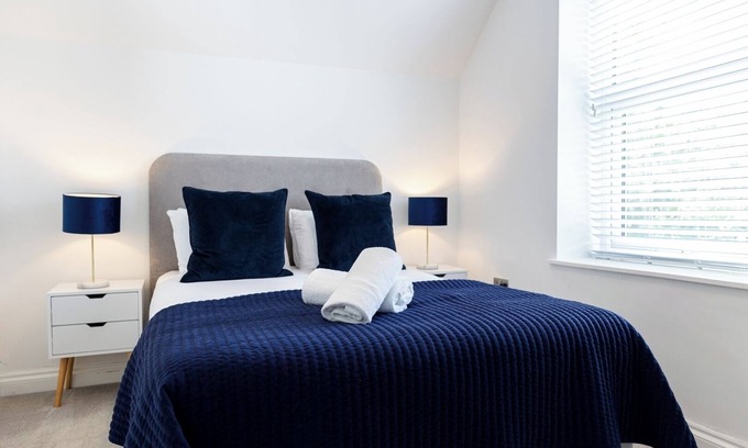 Riverside Condo | Boutique 1 Bed Apartment City Centre