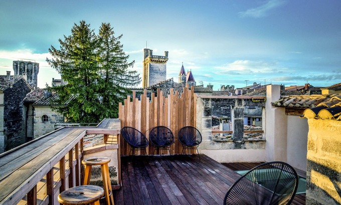 Uzes Hotel | Boutique Hôtel Entraigues
