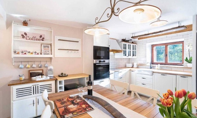 Izola Villa | Boutique House Rustikana with pool Korte