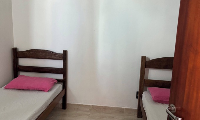 Parque Xangri-La 2a Secao House | Semi-detached house on the border of Belo Horizonte and Contagem