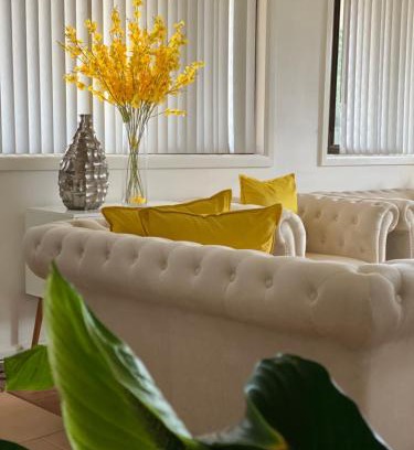 Bradbury House | Bradburry Room