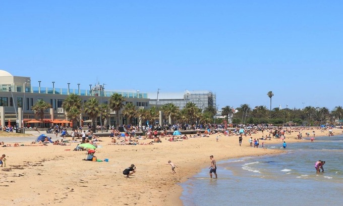 Caulfield North Apartment | BRAND NEW! 2 Bed 1 Bath Apartment in Caulfield North