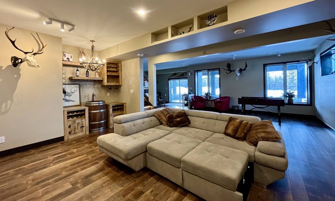 Division No. 11 House | Brand New Cabin Feel Walkout with Private Entrance