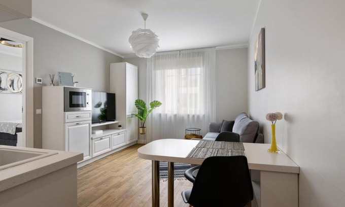 Kesklinn Apartment | Brand new, cozy and quiet 1 br apartment, free parking