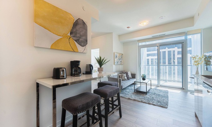 Vaughan Condo | Brand-New Cozy & Stylish One Bathroom Suite Near Canada Wonderland