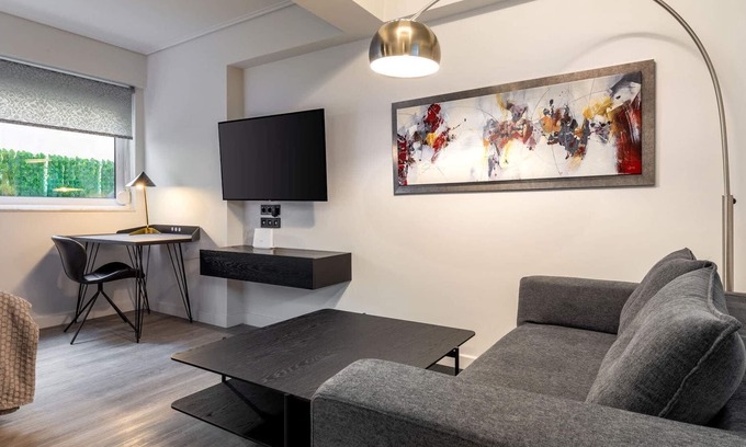 Goudi Apartment | Brand-New , Delux apt in Central Athens!