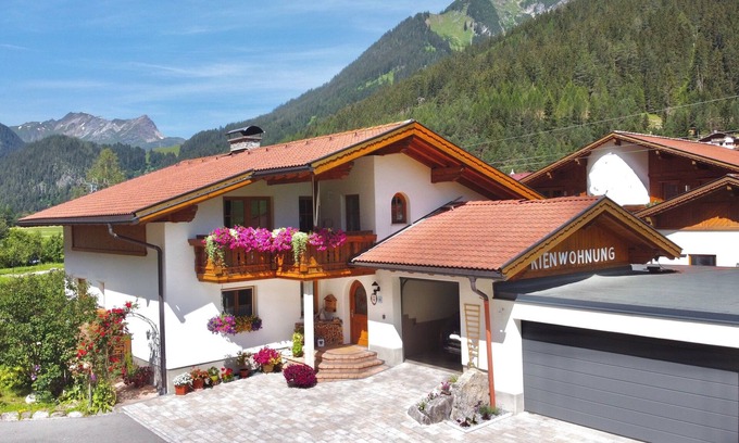 Steeg Apartment | Brand-new holiday dwelling - from summer 2008! Every room with balcony!