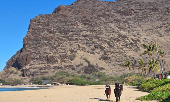 Makaha House | Brand New Home. Amazing ocean, mountain and coastline views