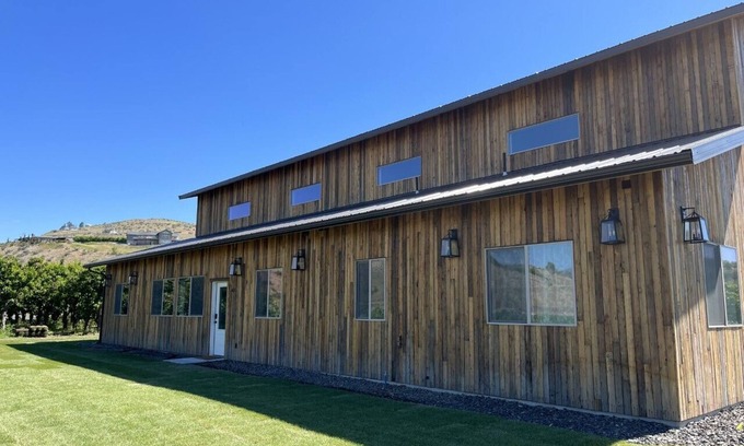 Manson House | Brand NEW Modern Farm-House Style Private Getaway