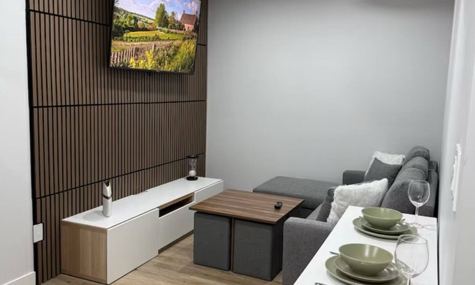 West Edmonton House | Brand New Stunning Suite West Edmonton