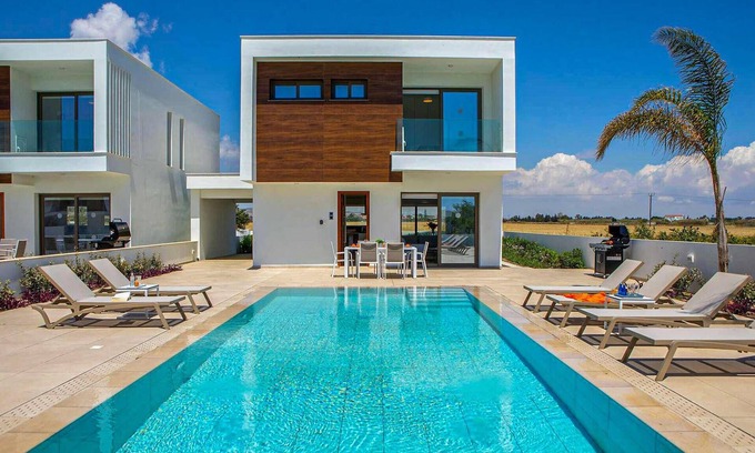 Softades House | Brand new villa, situated on an exclusive gated development with landscaped gardens and close to the