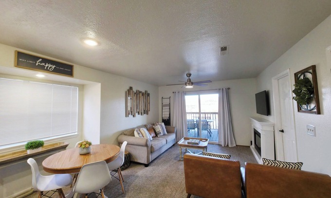 Indian Point Condo | Branson Condo 1 Mile to Silver Dollar City