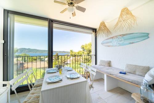 Saint-Mandrier-sur-Mer House | Breathtaking sea viewT3 for 6 pool parking