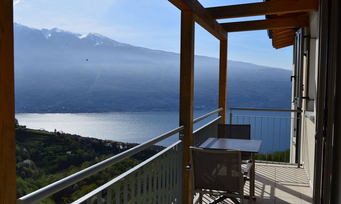 Aer Apartment | BREATHTAKING VIEW,SWIMMING POOL,6 BEDS