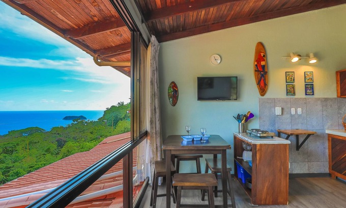 Manuel Antonio Condo | Breathtaking Views in the Heart of Manuel Antonio