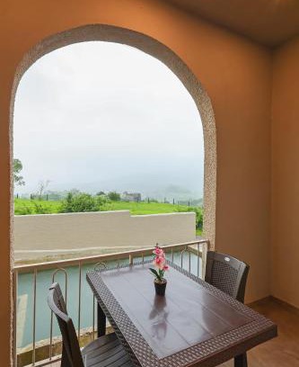 Panhala Hotel | Breeze Resort Panhala , Swimming Pool, Just 5 Minutes From Panhala!