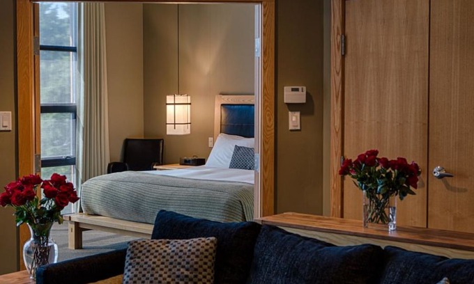Brentwood Bay House | Brentwood Bay Resort - One Bedroom