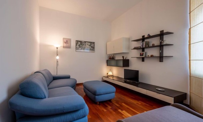 Porta Nuova Apartment | Brera Porta Nuova Flat by Interhome