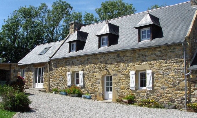 Roscanvel House | Breton stone house, 400 m from the sea, Camaret, Roscanvel.