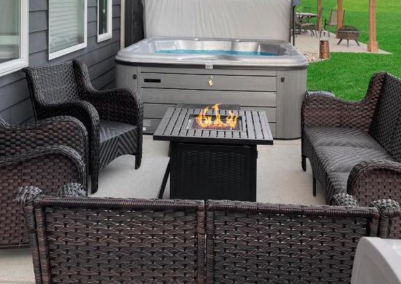 Arnolds Park Villa | Bridges Bay Vacation Cabin 152