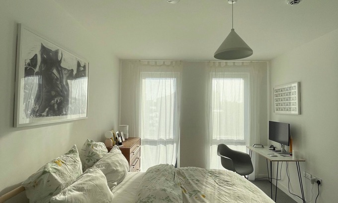 Coldharbour Apartment | Bright 1 BDR Flat Balcony Heart of Brixton