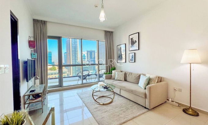 Jumeirah Apartment | Bright 1 BR with exceptional Dubai Marina view