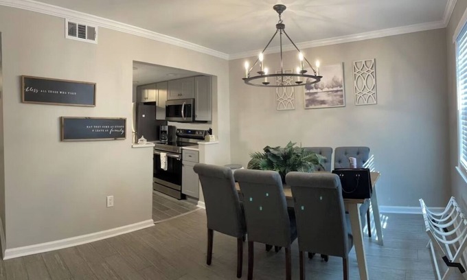 Palmetto Dunes House | Bright 2BR Townhome – Pool and Beach Minutes Away