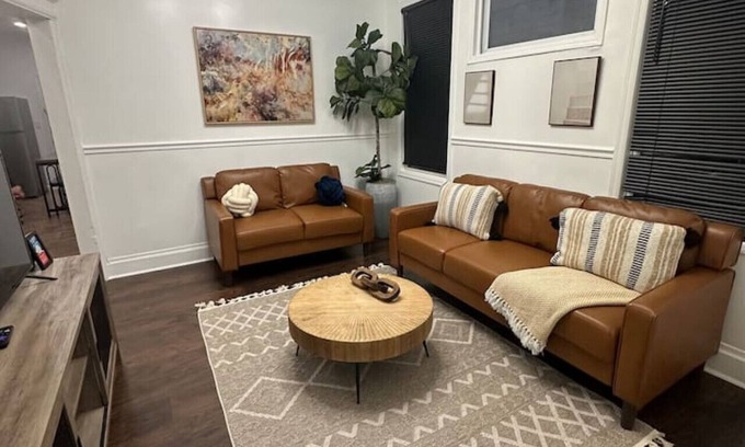Weequahic House | Bright 3BR Home in NYC, Near Downtown & NYC, EWR